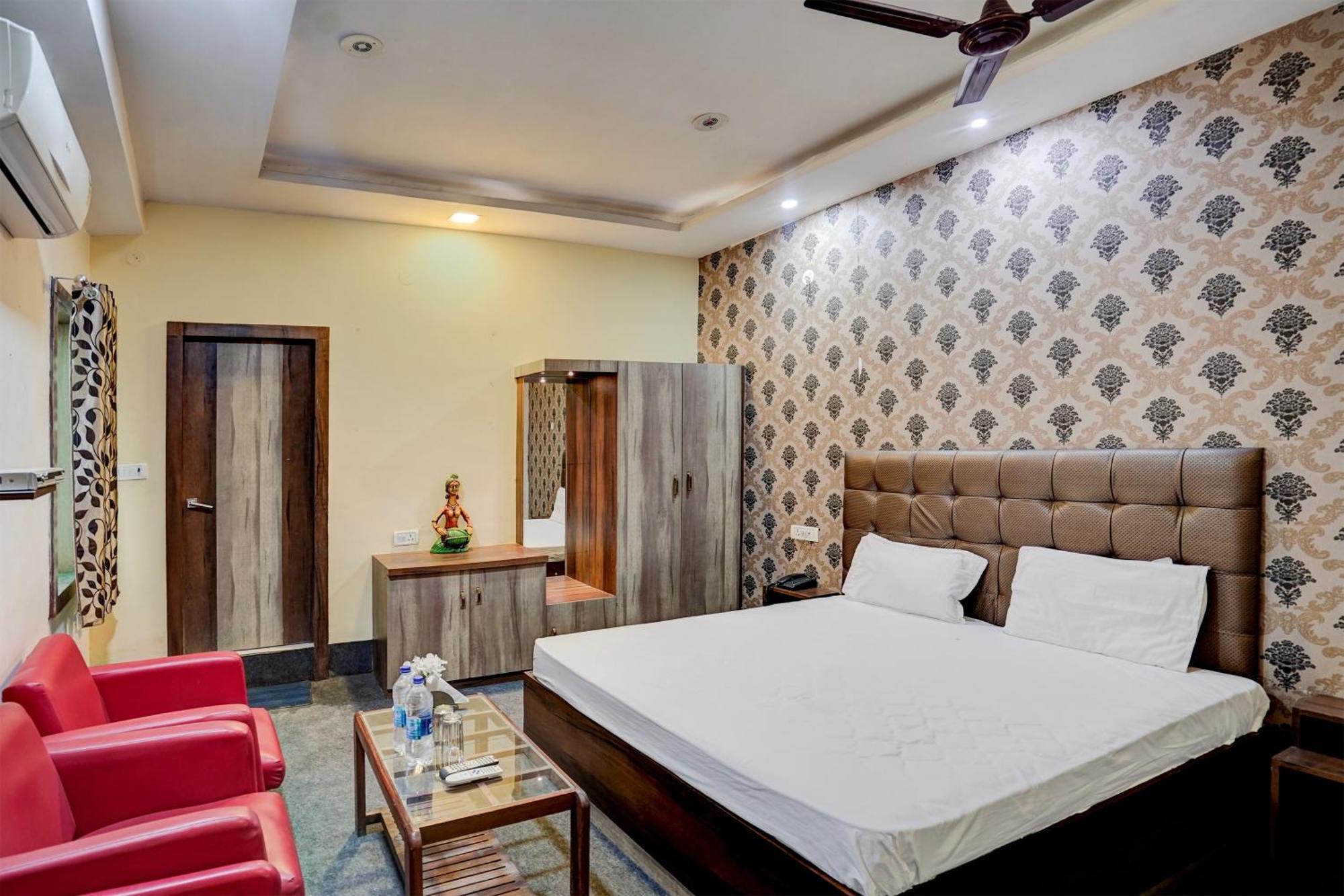 Hotel O Shyam Utsav Mirzāpur Zewnętrze zdjęcie