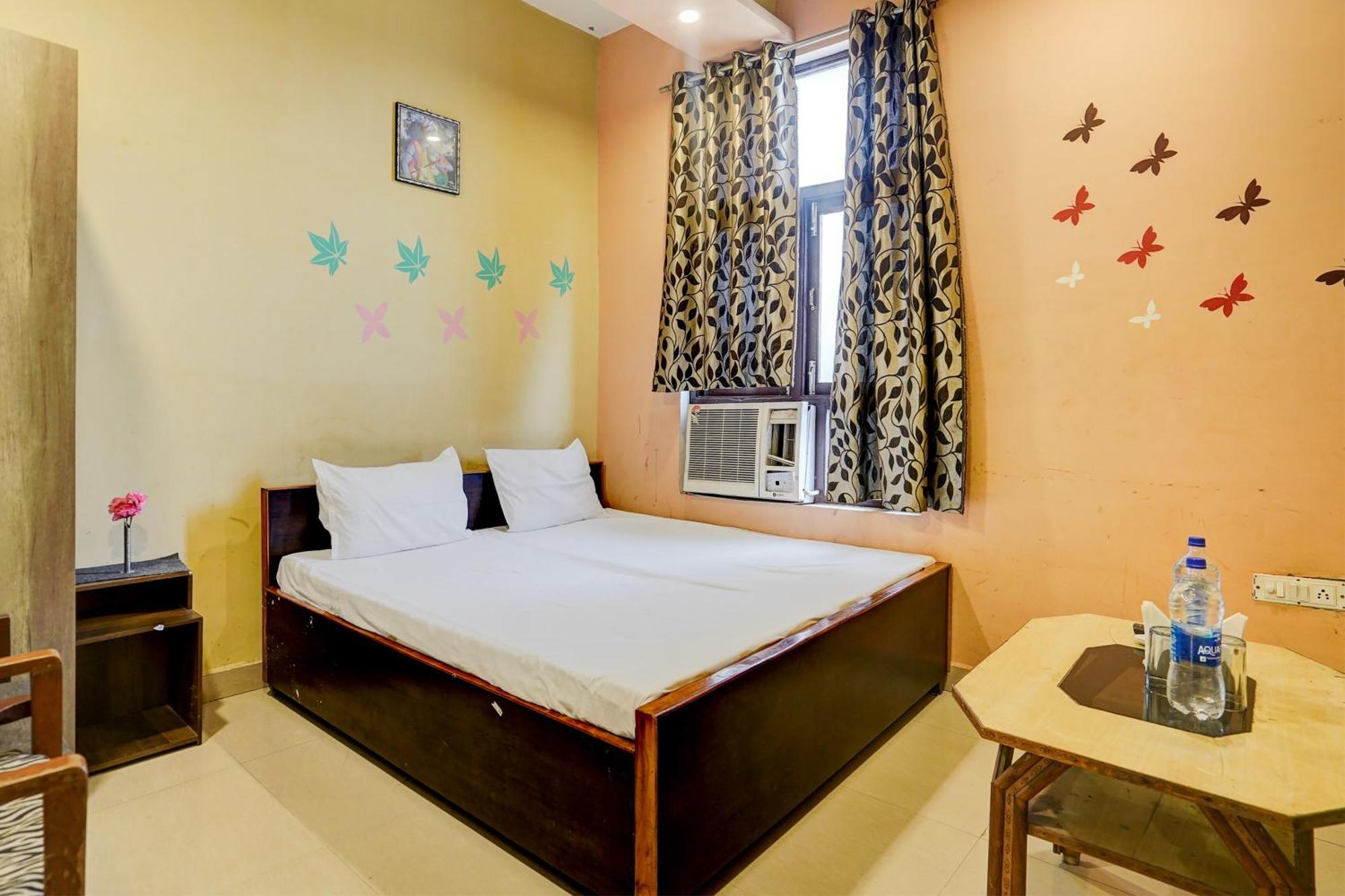 Hotel O Shyam Utsav Mirzāpur Zewnętrze zdjęcie
